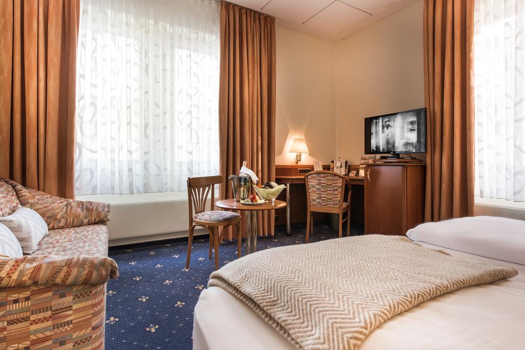 Akzent Hotel Koehler Gießen Eksteriør bilde